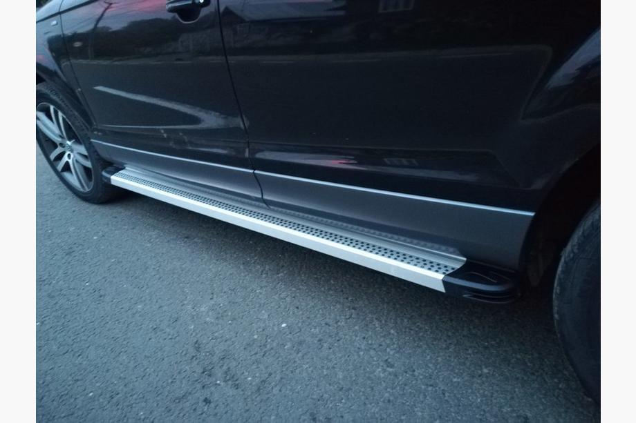 Audi Q7 2005-2015 Side Steps Maya V2 (2 pcs, Aluminum) Image