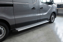 Nissan Primastar 2002-2014 Side Steps Maya V2 (2 pcs, Aluminum) photo 1