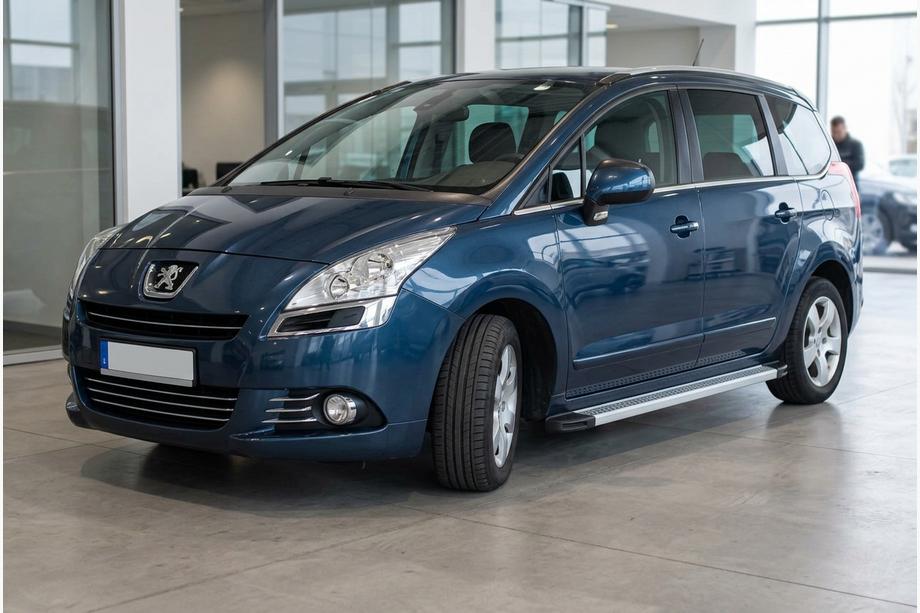 Peugeot 5008 2009-2016 Side Steps Maya V2 (2 pcs, Aluminum) Image