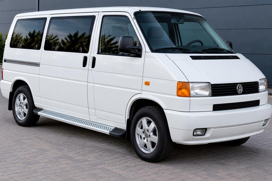 Volkswagen T4 Transporter 1990-2003 Side Steps Maya V2 (2 pcs, Aluminum) Short Wheelbase Image