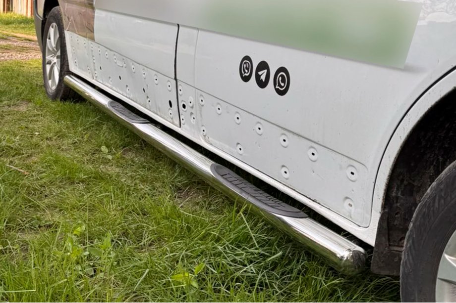 Renault Trafic 2001–2015 Side Bars BB002 (2 pcs, Stainless Steel) 70 mm, short wheelbase Photo 4