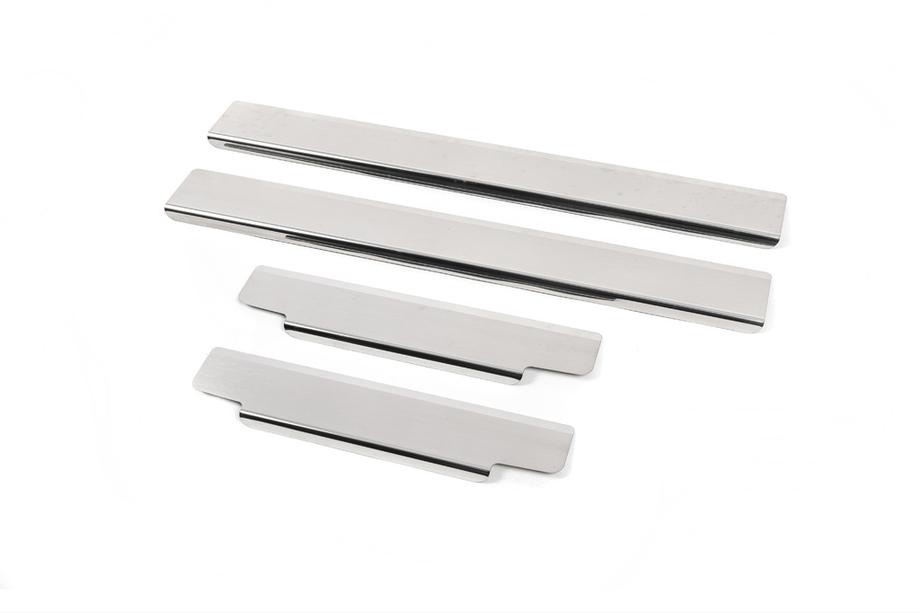 Toyota Rav 4 2006-2013 Door Sill Covers Nataniko (4 pcs, Stainless Steel) Standard - Lohmann Tape, 0.5 mm Photo 3