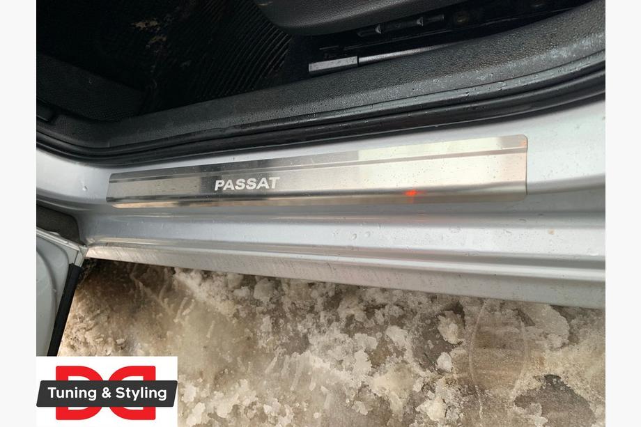 Volkswagen Passat B7 2012-2015 Door Sill Covers Nataniko (4 pcs, Stainless Steel) Europe, Standard - Lohmann Tape, 0.5 mm Photo 3
