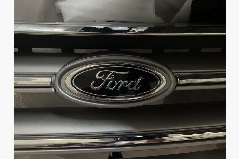 Ford emblem (self-adhesive) Photo 2