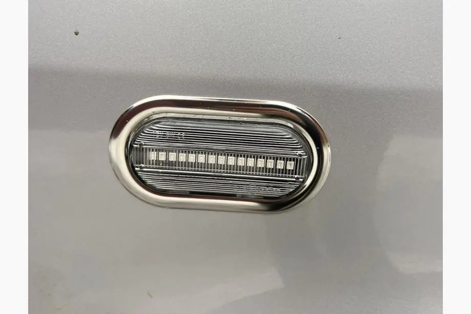 Volkswagen T5 Multivan 2003–2010 Chrome Trim for Turn Signals (2 pcs, Stainless Steel) Image