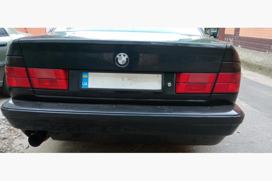 BMW 5 Series E34 1988-1995 Carbon Emblem, Turkey (82mm) Photo 4
