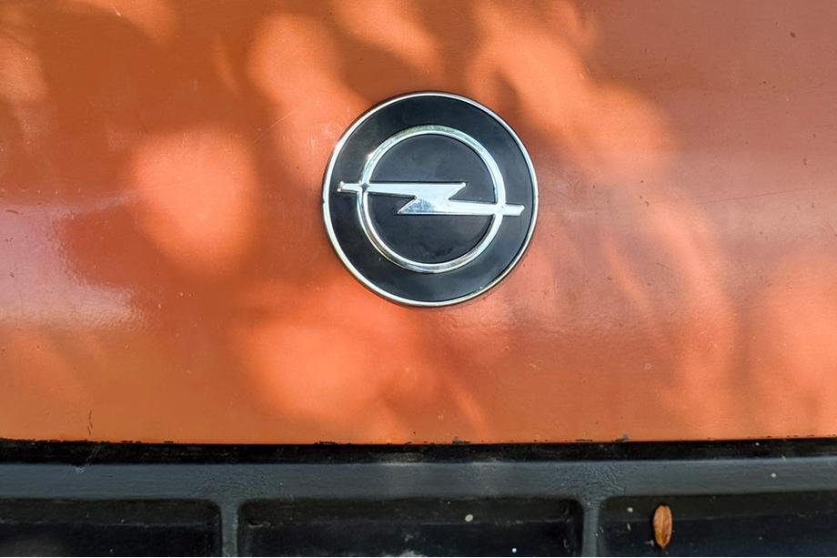 Opel Vectra A 1987-1995 Emblem (Turkey) Front with Bevel (75mm) Image