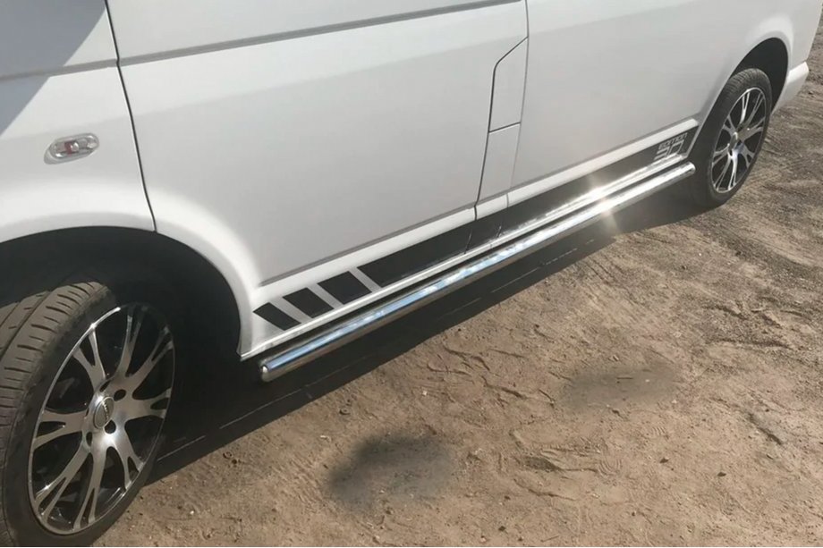 Volkswagen T5 Multivan 2003–2010 Side Bars (2 pcs, Stainless Steel) Image