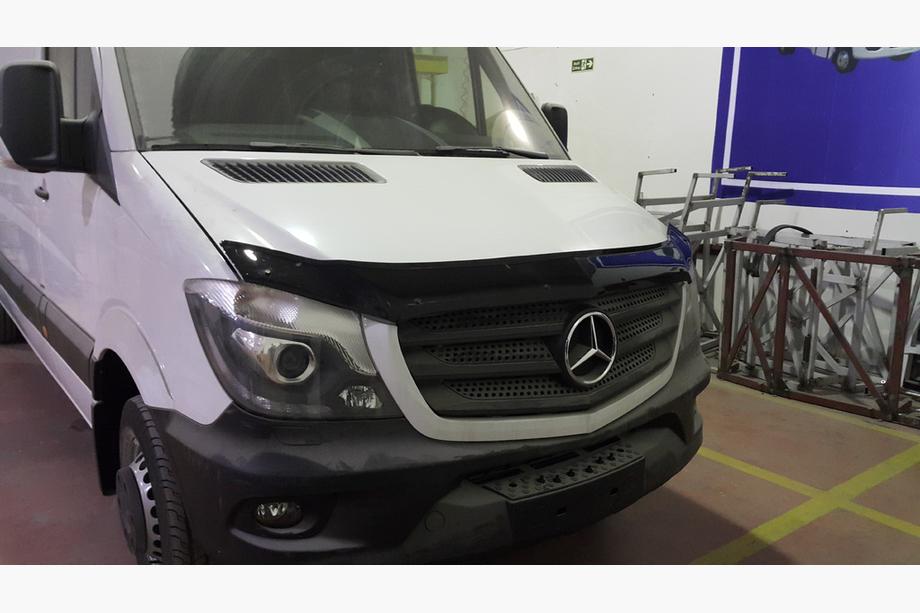 Mercedes Sprinter W906 2006–2018 Hood Deflector 2013+ (V1, EuroCap) Photo 10