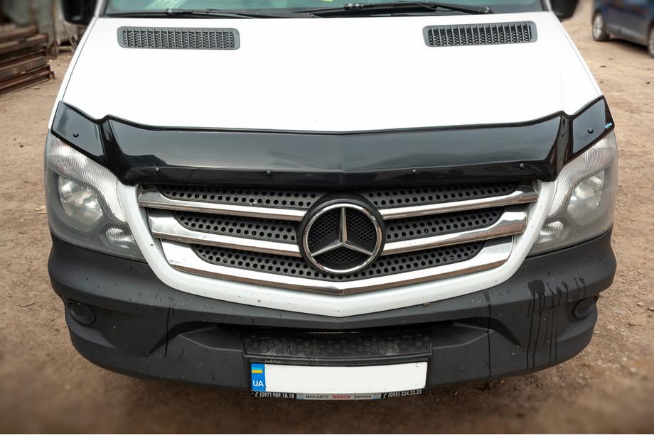 Mercedes Sprinter W906 2006–2018 Hood Deflector 2013+ (V1, EuroCap) Photo 3