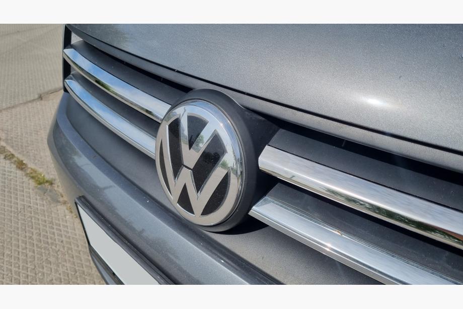 Volkswagen Caddy 2015-2020 Chrome Grille Covers (2 pcs, Stainless Steel) Carmos - Turkish Stainless Steel Image