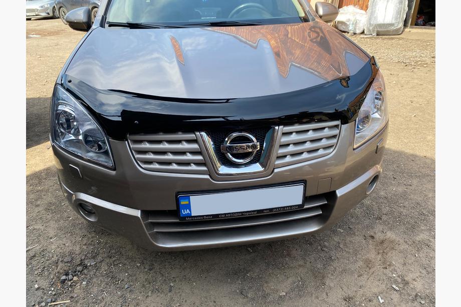 Nissan Qashqai 2007-2010 Hood Deflector (EuroCap) Image