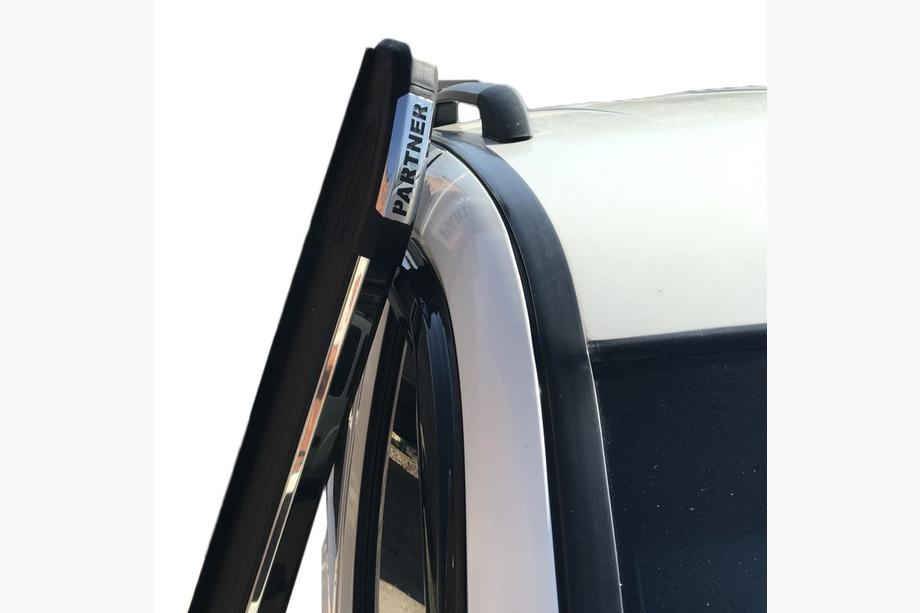 Peugeot Partner Tepee 2008-2018 Side Steps Omsa Black (2 pcs, aluminum) Image