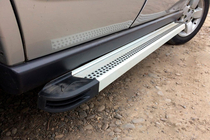 Jeep Grand Cherokee WK 2004-2010 Side Steps Maya V2 (2 pcs, Aluminum) photo 1