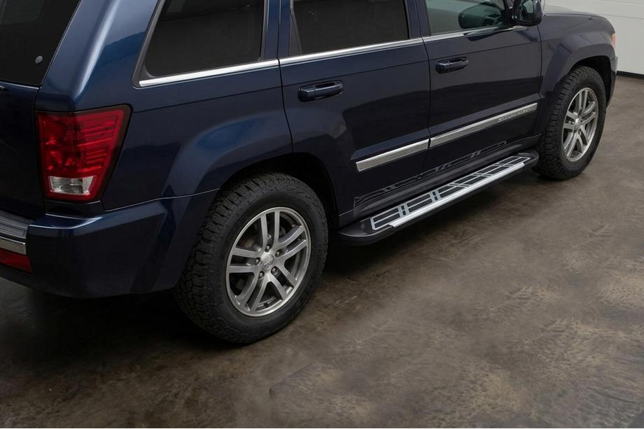 Jeep Grand Cherokee WK 2004-2010 Side Steps Sunrise (2 pcs, Aluminum) Image
