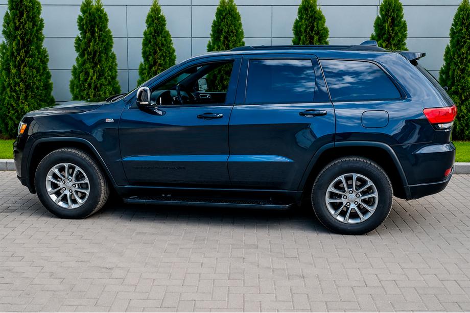 Jeep Grand Cherokee WK2 2010-2021 Side Steps Allmond Black (2 pcs, Aluminum) Image