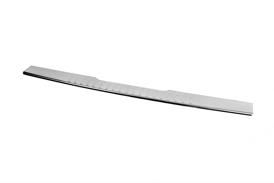 Mercedes Viano 2004-2014 Rear bumper protector with lip (Carmos V1, stainless steel) Image