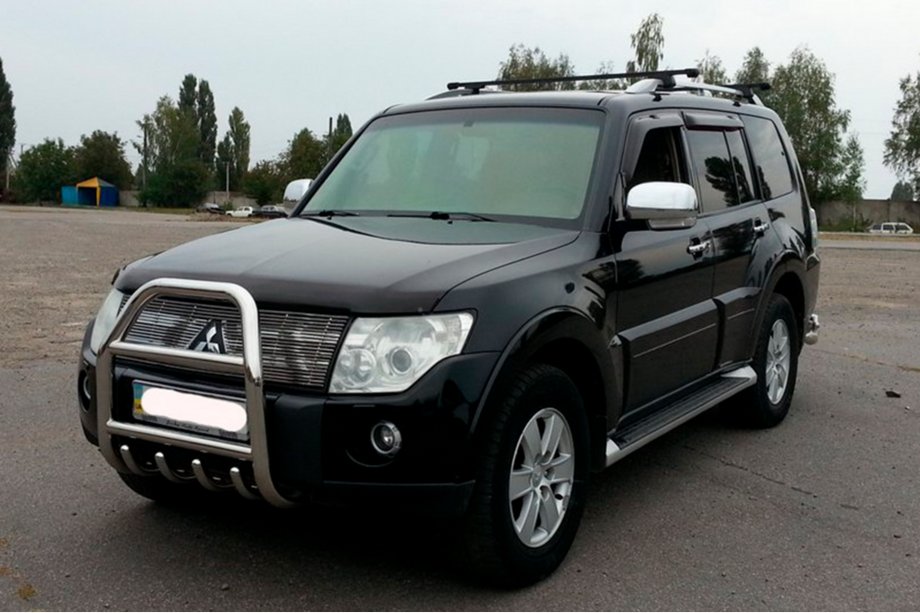 Mitsubishi Pajero Wagon IV 2006-2021 Bull Bar QT011 (Stainless Steel) Image
