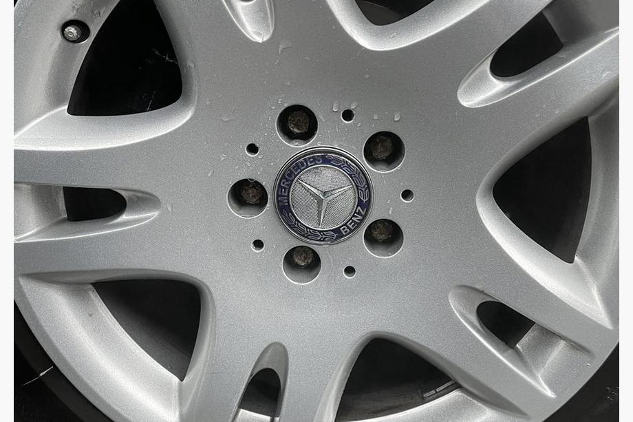 Mercedes-Benz Wheel center caps 71/75 mm without ring (4 pcs, blue V2) Photo 2