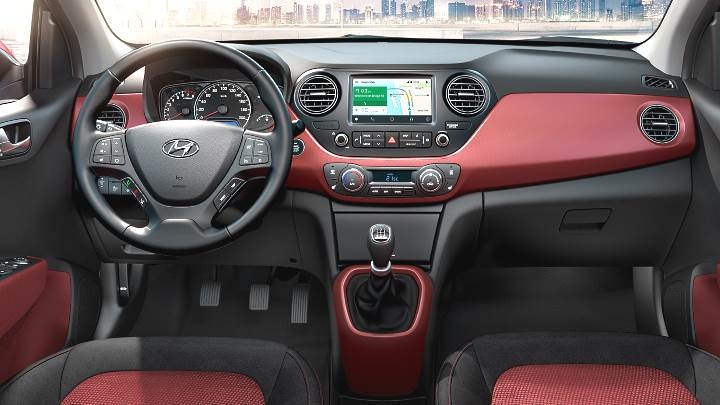 Overview of the compact hatchback Hyundai i10