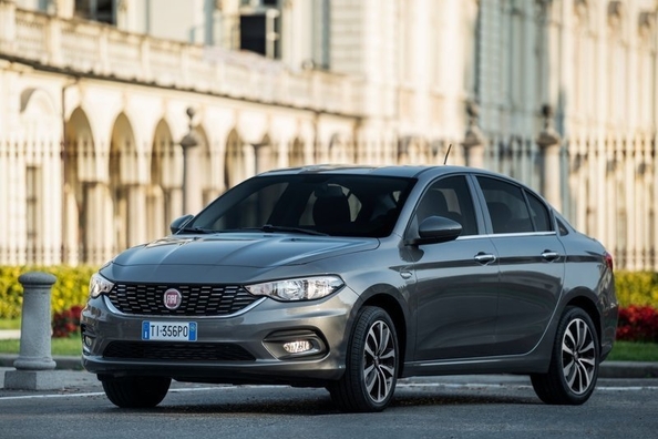 Overview of sedan Fiat Tipo