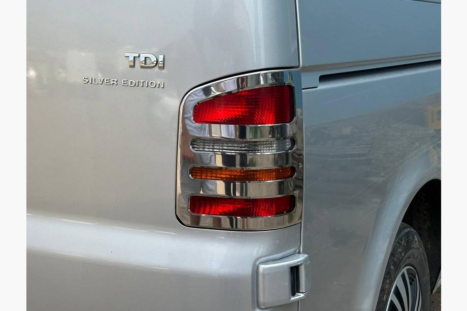 Volkswagen T5 Caravelle 2004-2010 Chrome Tail Light Covers (Carmos, 2 pcs, Stainless Steel) Photo 3