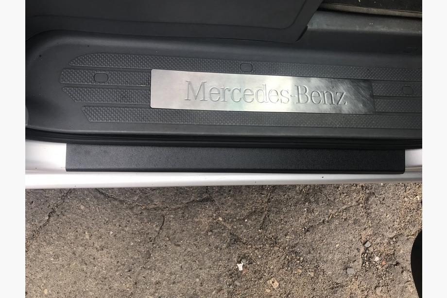 Mercedes Viano 2004-2014 Door sill protectors DDU matte (2pcs, plastic) Photo 2