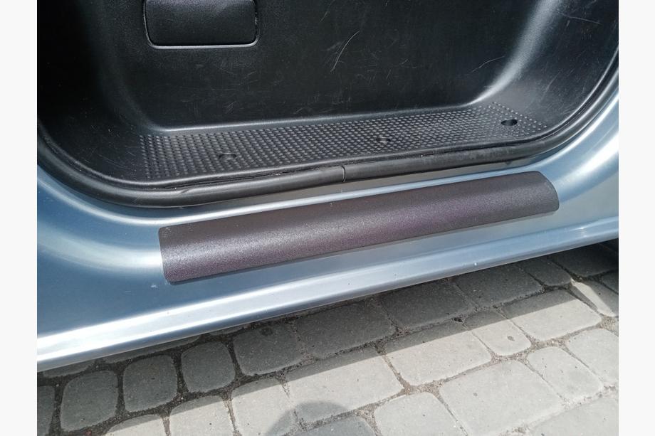 Renault Trafic 2001–2015 ABS Door Sill Covers (2 pcs, DDU) matte Image