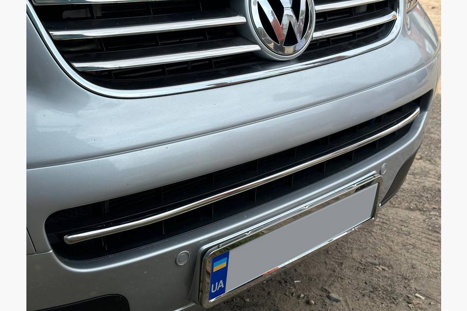 Volkswagen T5 Caravelle 2004-2010 Bumper grille trim (stainless steel) Image