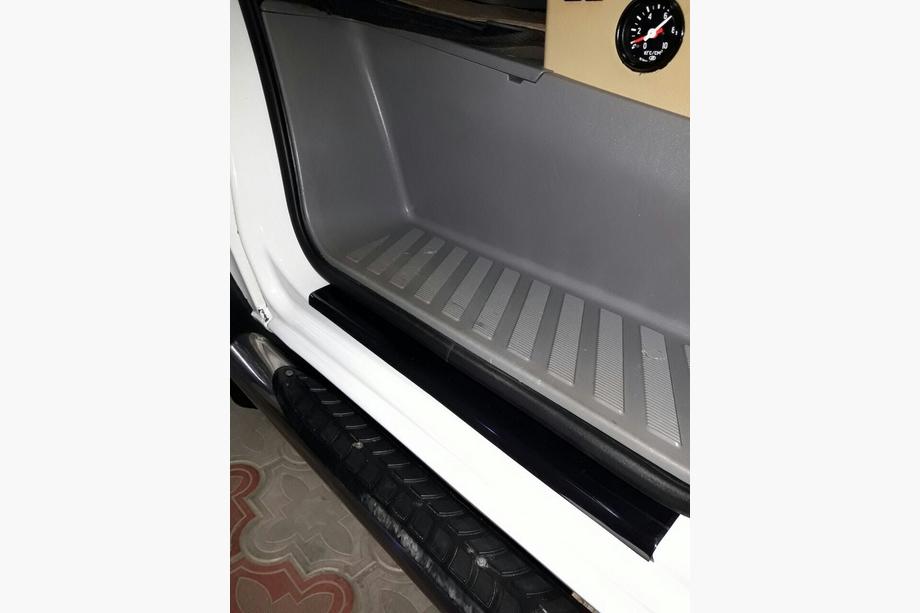 Volkswagen Crafter 2006-2016 Door Sill Protectors DDU (2 pcs, ABS) Glossy Photo 4