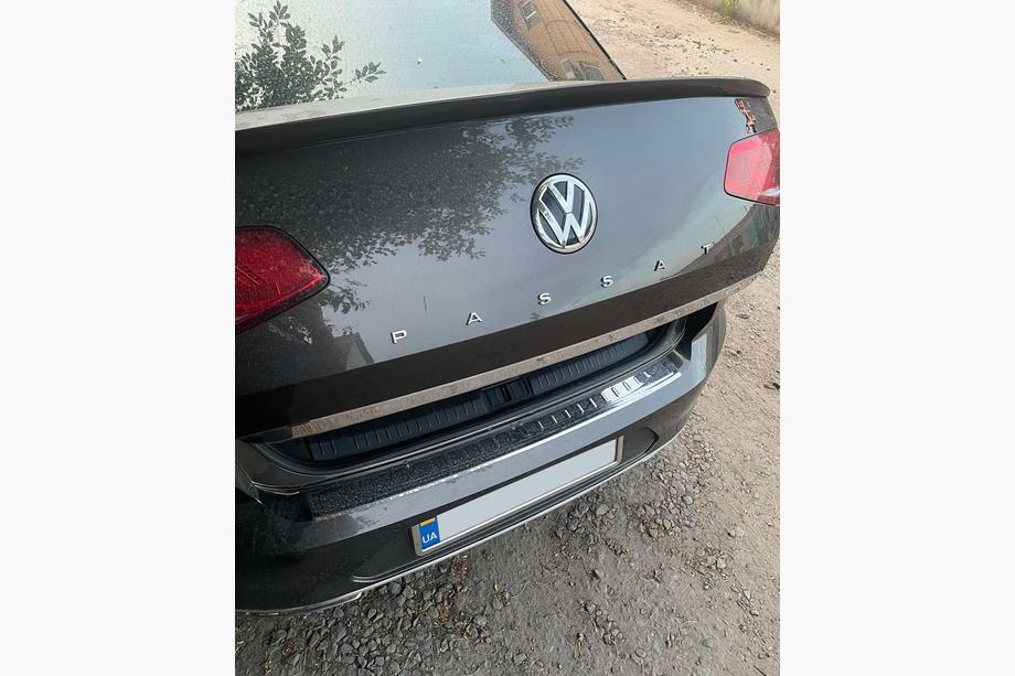 Volkswagen Passat B8 2015-2023 Trunk Trim SD Stainless Steel Carmos - Turkish Steel Image