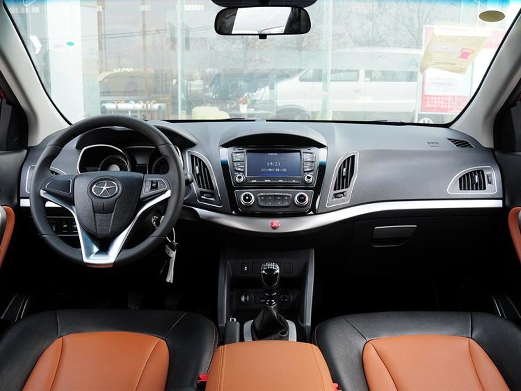 Overview of crossover JAC S5