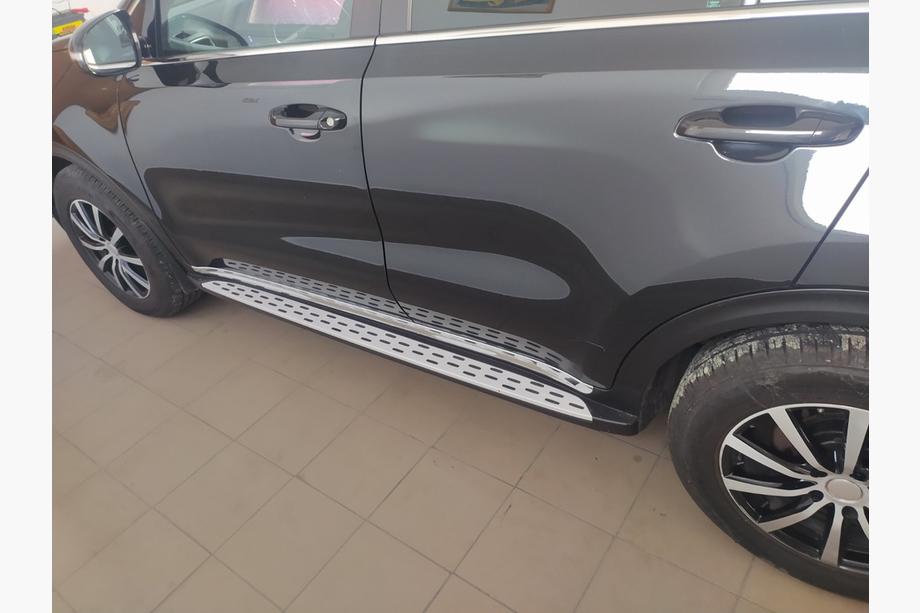 Kia Sportage 2015-2021 Side Steps V2, OEM Photo 1