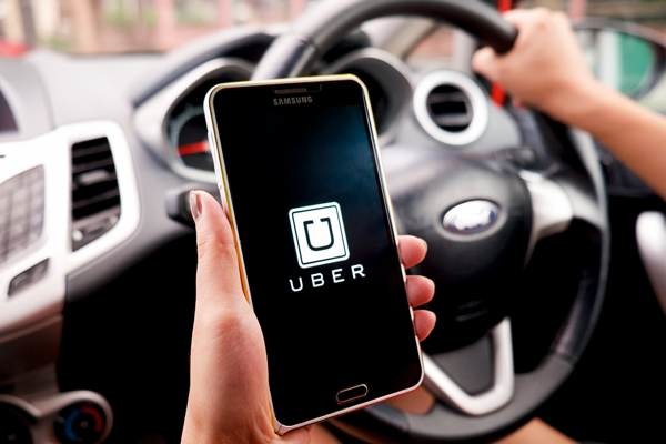 Passengers and Uber drivers will communicate via integrated chat