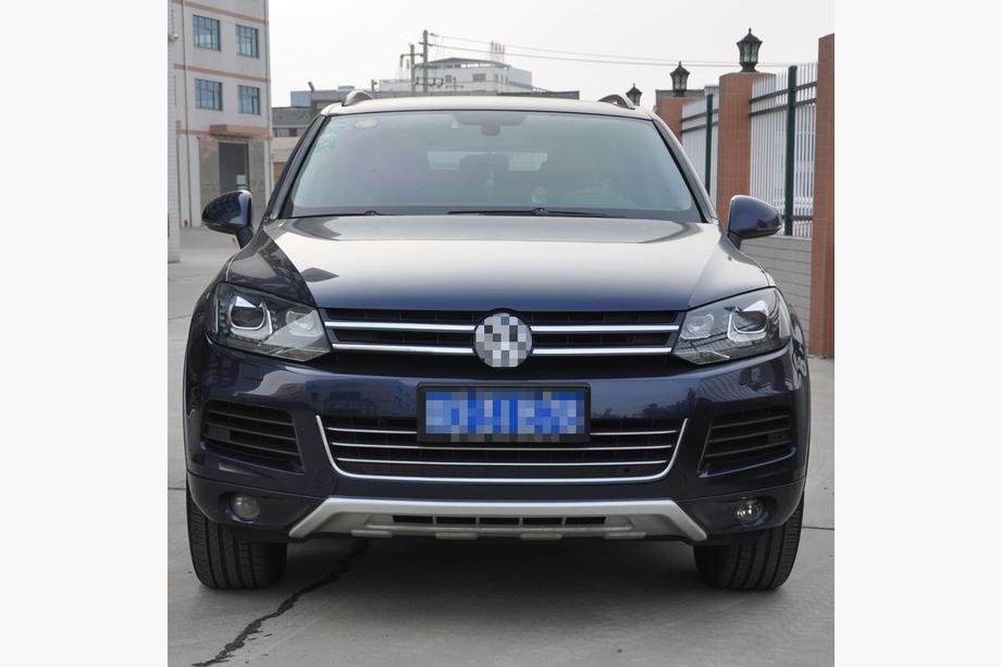 Volkswagen Touareg 2010-2018 Front Lip V2 (2010-2015) Photo 4