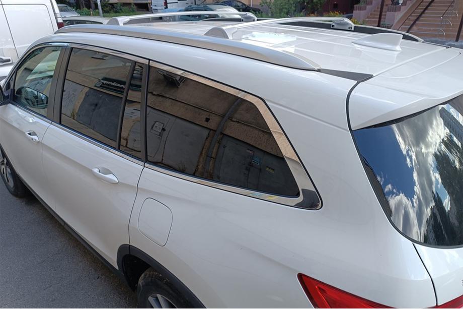 Honda Pilot 2015-2022 Original grey cross bars (set of 2) Photo 1