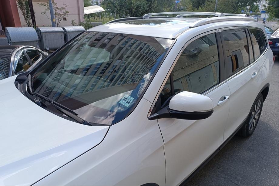 Honda Pilot 2015-2022 Original grey cross bars (set of 2) Photo 2