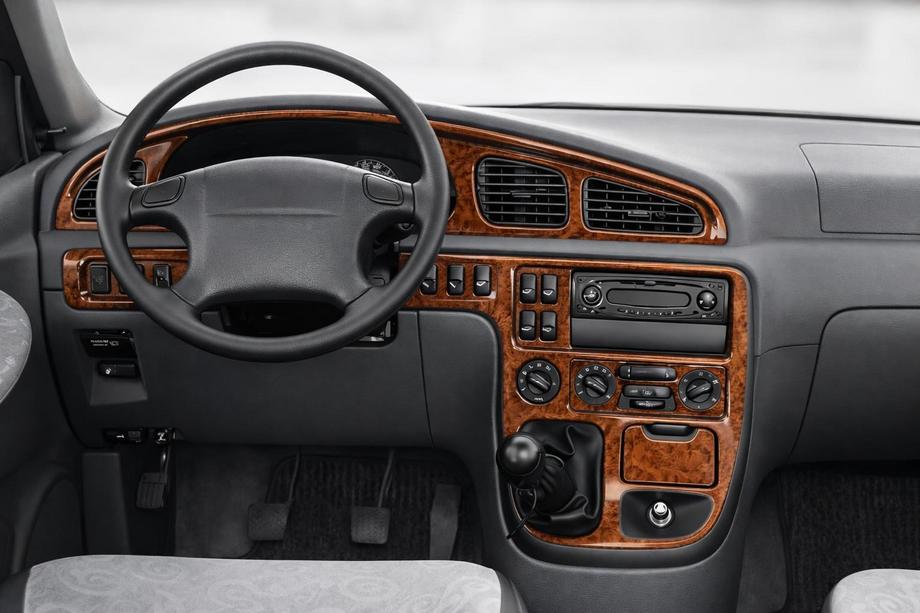 Kia Carnival 2002-2013 Dashboard Trim Covers Photo 1