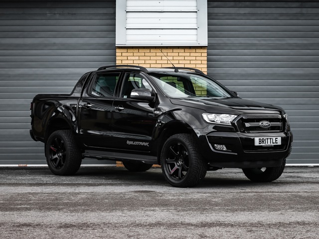In Frankfurt will present a limited edition version of the Ford Ranger pickup truck Black Edition