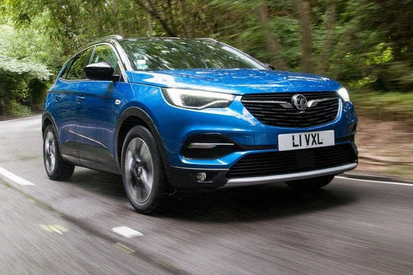 Vauxhall will release a new crossover Grandland X Sport Photo 1