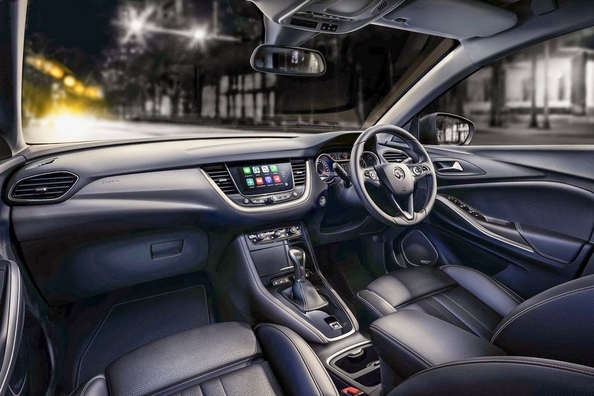 Vauxhall will release a new crossover Grandland X Sport Photo 4