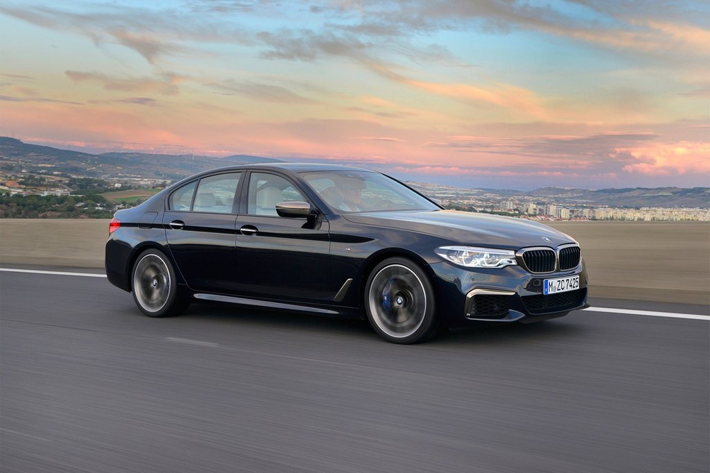 Sedan BMW XDrive M550i 2018 model year