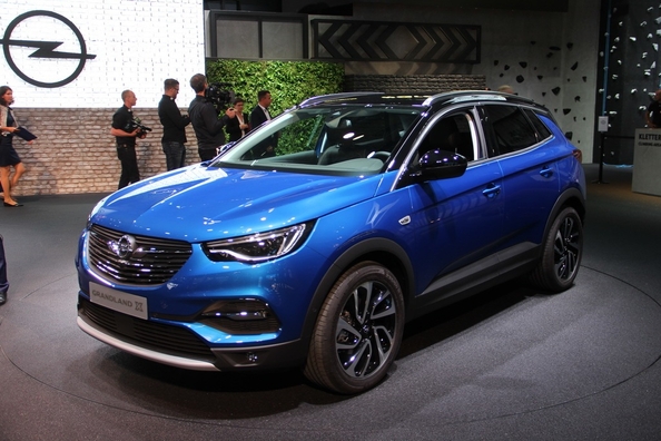Overview of the new crossover Opel Grandland X