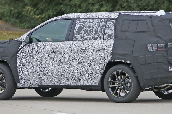Jeep is preparing to release a new crossover