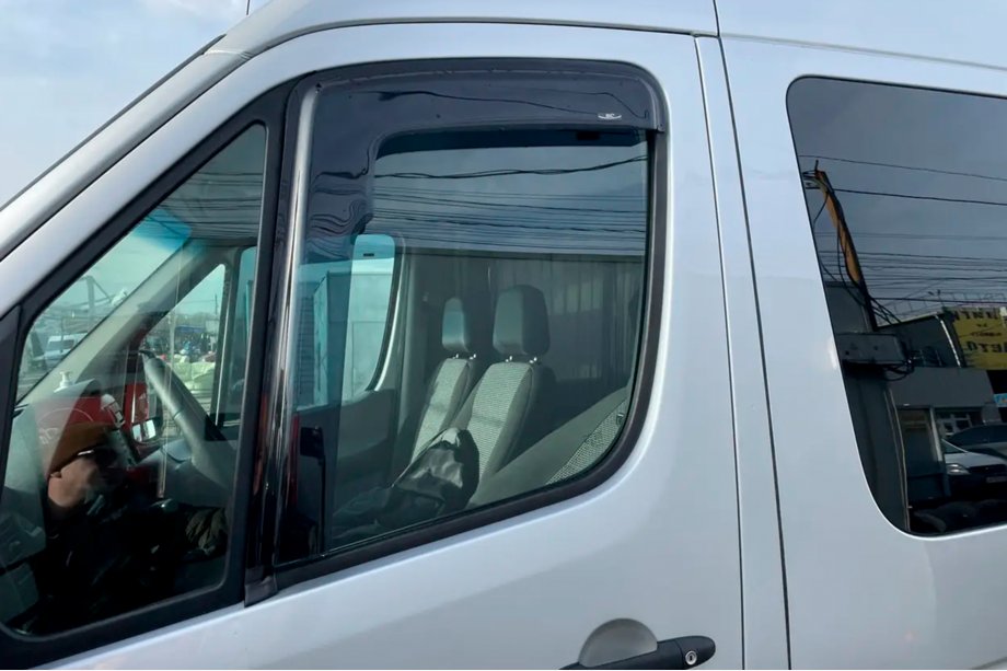 Mercedes Sprinter W906 2006–2018 Stick-on Wind Deflectors (2 pcs, HIC) Photo 9