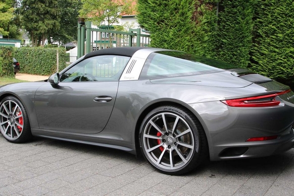 Which Porsche to choose?