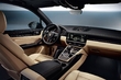 Compare the Porsche Cayenne and Porsche Macan photo 7