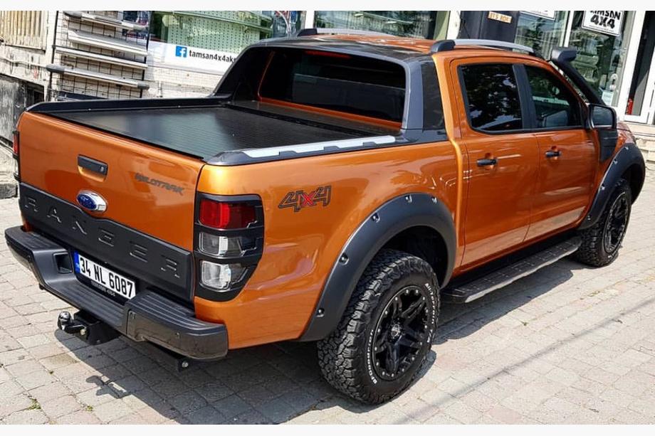 Ford Ranger 2011–2022 Roller Shutter Cover Photo 4