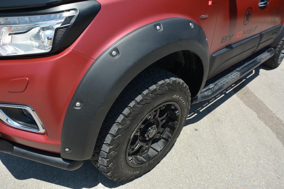 Nissan Navara/NP300 2016- Fender Flares (Meliset) Image