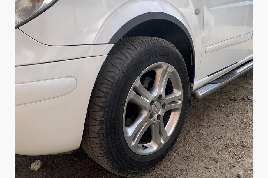 Mercedes Vito W639 2004-2014 Fender flares (4 pcs, black) Photo 1